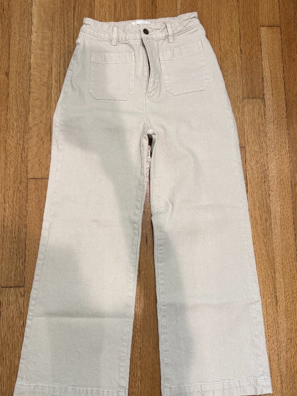 Rolla’s High-Rise Wide Leg Jeans | Ivory Denim | Patch Pockets | Size 26
